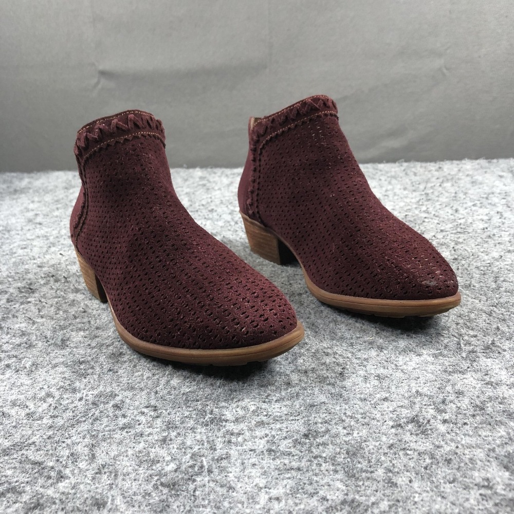 Earth Boots Womens 7.5 Red Leather Perforated Ankle Booties Zip Block Heel
